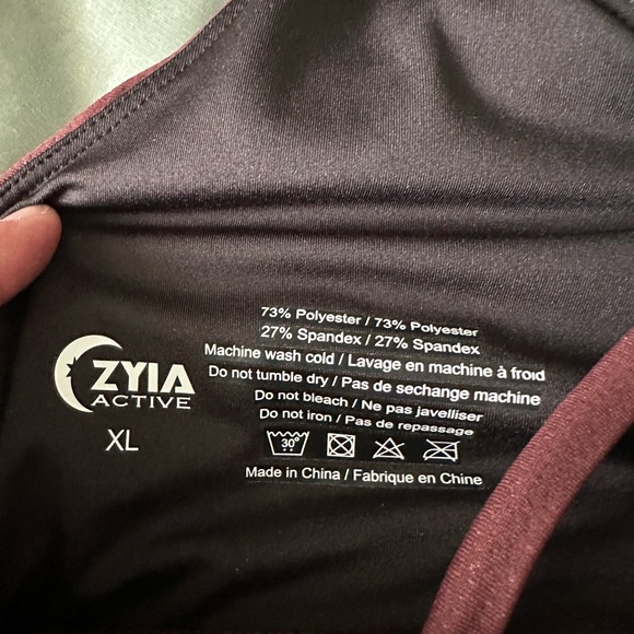 ZYIA fig vibration Strappy bra - Picture 3 of 3